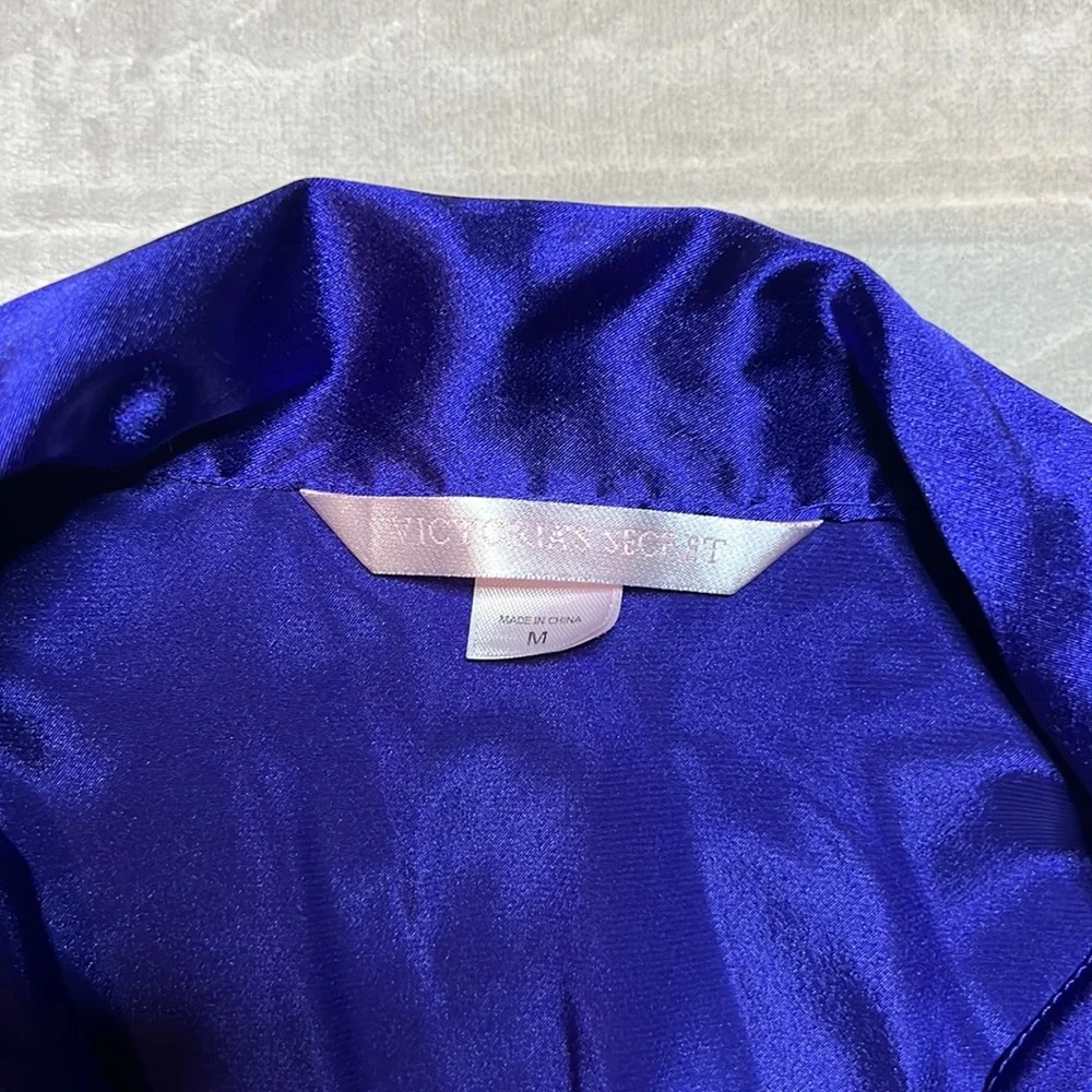 Victoria’s Secret pajama top‎